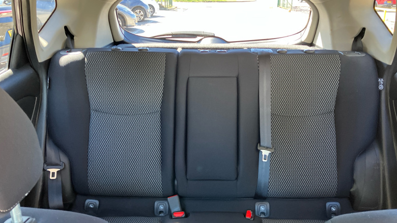 Nissan Pulsar 1.5 dCi N-Tec 5dr Diesel Hatchback